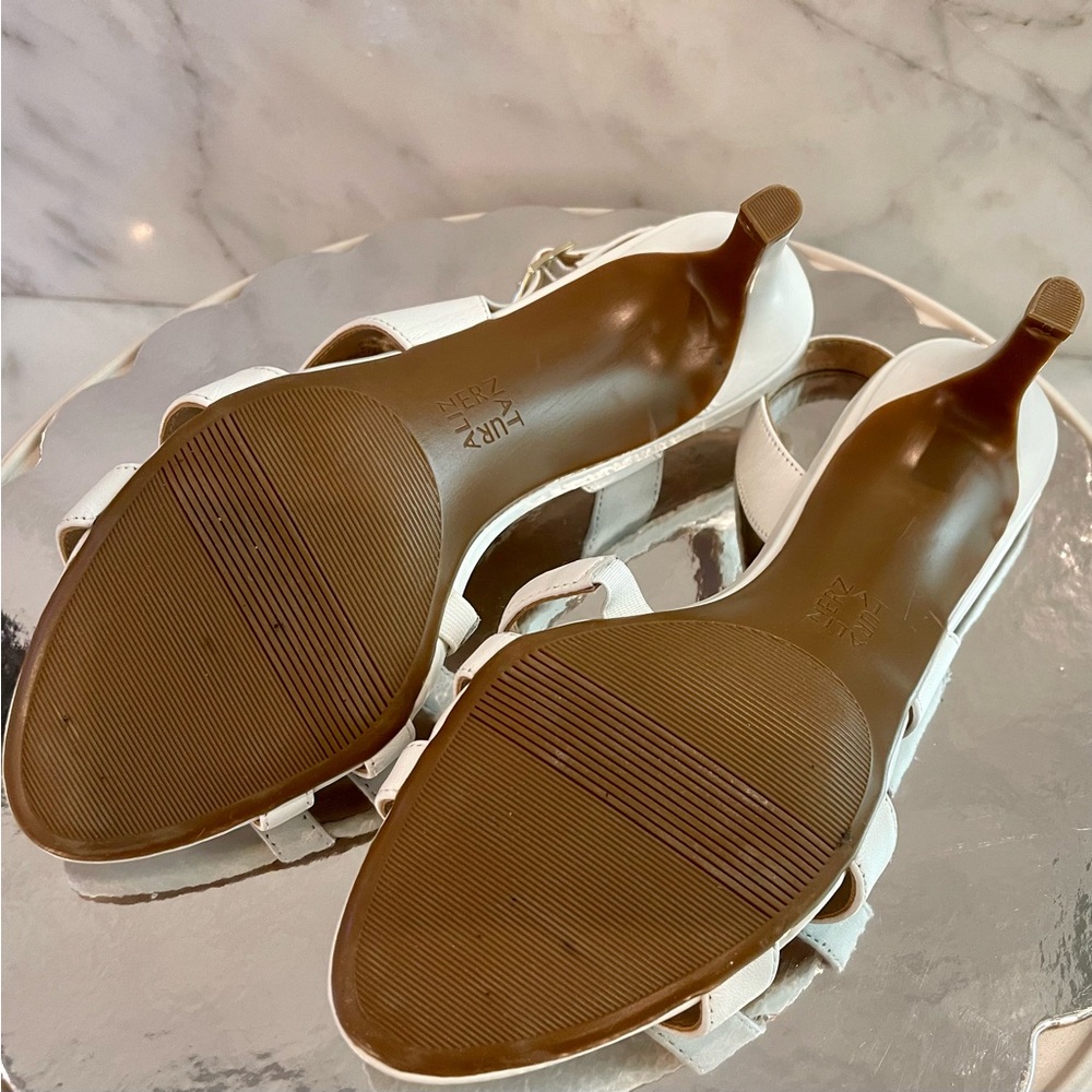 NWOT - Naturalizer TAIMI White Strappy Sandals with Low Heels Size 10 W - Picture 6 of 7